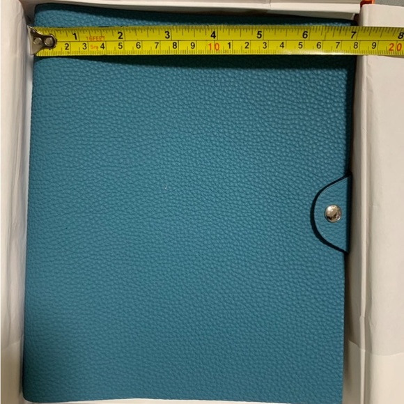 BNIB Hermes Notebook - Picture 5 of 8